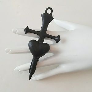 GASOLINE GLAMOUR HEART dagger ring